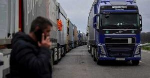 Блокада пунктів пропуску: в бік Польщі рух вантажівок зупинено