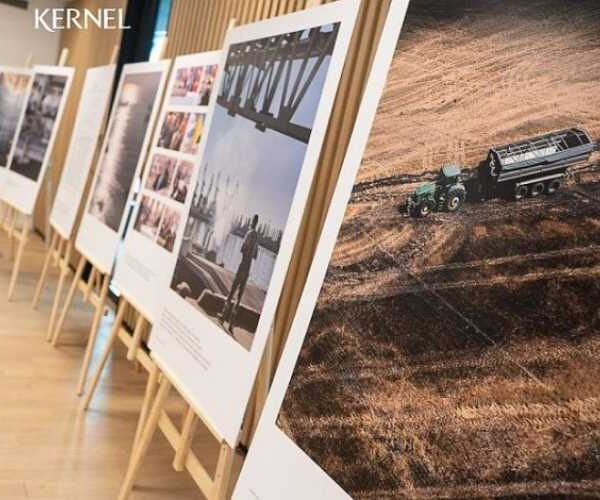 У Брюсселі провели фотовиставку про шлях українського зерна