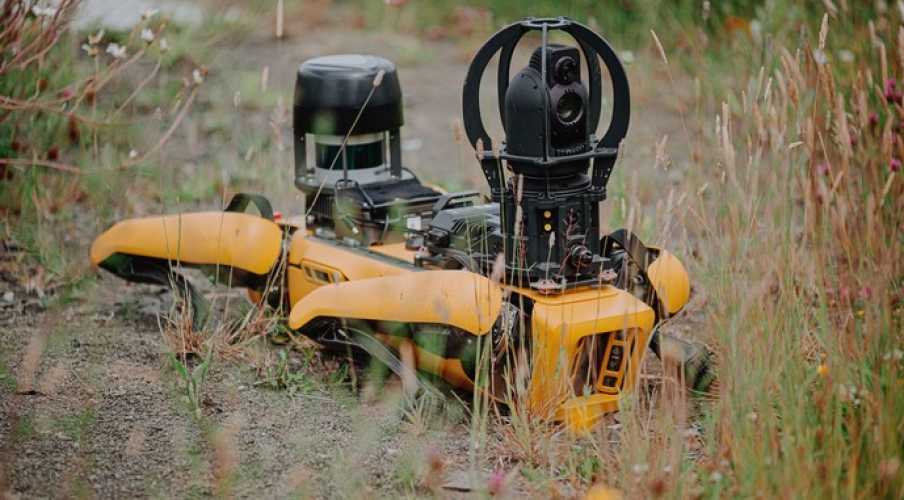 В Шотландии совершенствуют точное земледелие с помощью 5G-роботов