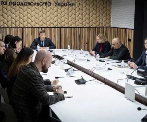 В Мінагрополітики обговорили логістику для аграріїв прифронтових територій