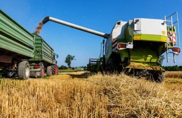 Аграрії в скруті: нестача працівників і оновлені критерії “важливості” ускладнюють…