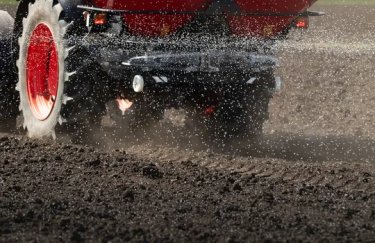 Україна збільшила вдвічі ввезення добрив високих технологій.