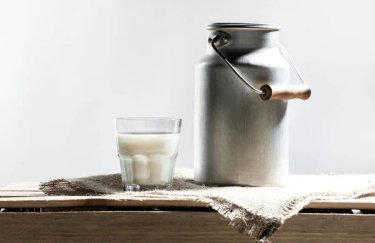 Де найбільше надоюють молока в Україні: топ-5 регіонів