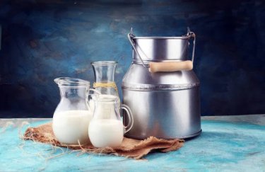 ГОЛОВНА 11 Глобальне перенасичення молоком обвалило ціни.