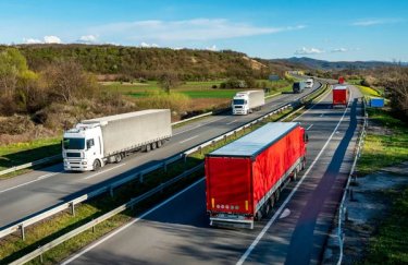 Автоперевезення агропродукції за кордон: березневий обсяг – 333 тис. тонн.