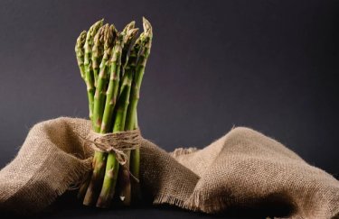 ГОЛОВНА 11 Сезон аспарагусу в Україні відкрито: вартість першого збору