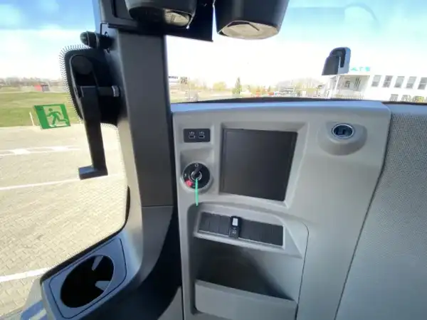 «Потужніша сила»: перший офіційний XERION 12 від CLAAS вже в Україні 27