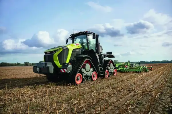 «Потужніша сила»: перший офіційний XERION 12 від CLAAS вже в Україні 16