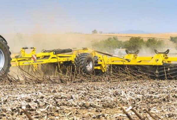 BEDNAR TILLCUT: дієвий спосіб обробки стерні та сидератів — KURKUL