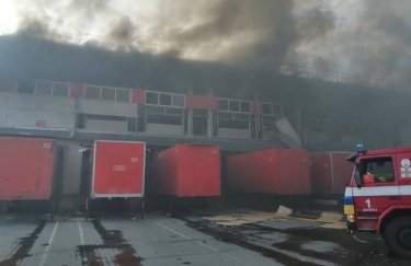 Новопошта повідомляє про знищення чергового сортувального терміналу російськими військами.