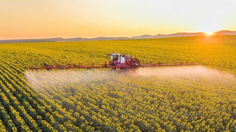 Професіонали поділилися методами покращення ефективності обприскувань під час мінливої погоди — SuperAgronom.com 10 Професіонали поділилися методами покращення ефективності обприскувань під час мінливої погоди — SuperAgronom.com 9