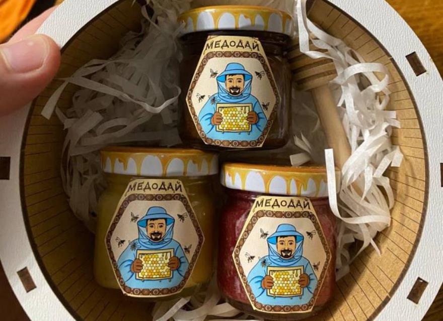 Пасічник з Луганської області заснував крафтовий бренд меду на Чернігівщині — КУРКУЛЬ 4