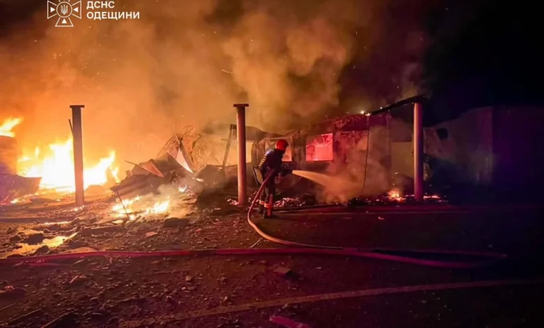 Російська атака пошкодила пункт пропуску на кордоні з Молдовою 2 Російська атака пошкодила пункт пропуску на кордоні з Молдовою 2