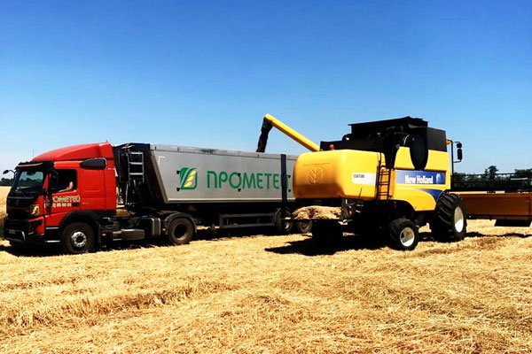 Російські дрони пошкодили найбільший елеватор “Прометей” на Сумщині