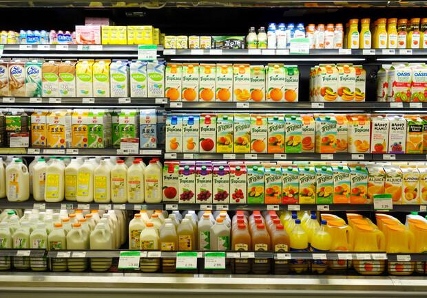 Мінагрополітики: дефіциту продуктів через закриття супермаркетів не буде 2 Українські виробничі потужності дозволяють повністю забезпечити внутрішнє споживання базових продуктів
