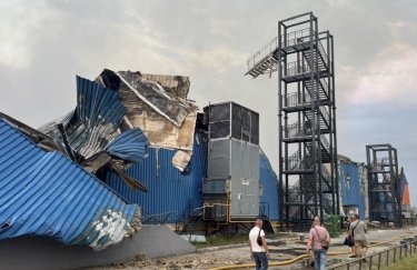 ГОЛОВНА 19 Збитки Rozetka від удару по складу під Києвом оцінюються у…