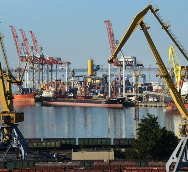 Блокада Чорного моря штовхає агроекспорт до банкрутства