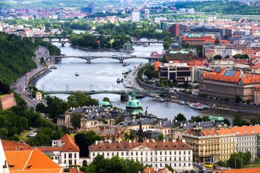 Українські інвестиції за кордоном: Іспанія, Польща та Індонезія як пріоритетні напрямки