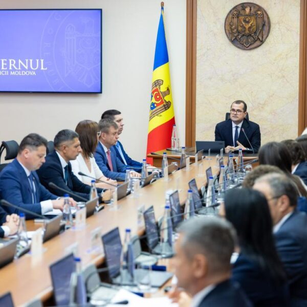 Молдова зупинила імпорт зерна та олійних на два місяці
