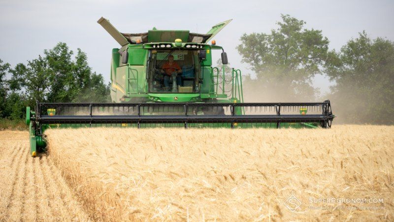 Зростання вартості збирання та брак сховищ: аграрії стикаються з 11-мільйонним дефіцитом 2 Рентабельність збиральної кампанії 2026 під питанням, є дефіцит потужностей зберігання зібраного врожаю