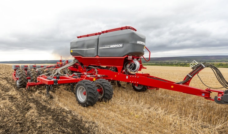 HORSCH Focus поєднує strip-till і сівбу