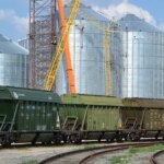 ГОЛОВНА 74 Укрзалізниця збільшує вартість оренди вагонів-зерновозів