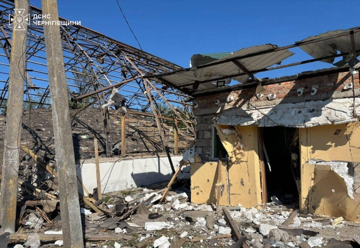 Російська атака знищила 200 тонн ріпаку на Чернігівщині 4 Росія атакувала агропідприємство на Чернігівщині: знищено 200 тонн ріпаку
